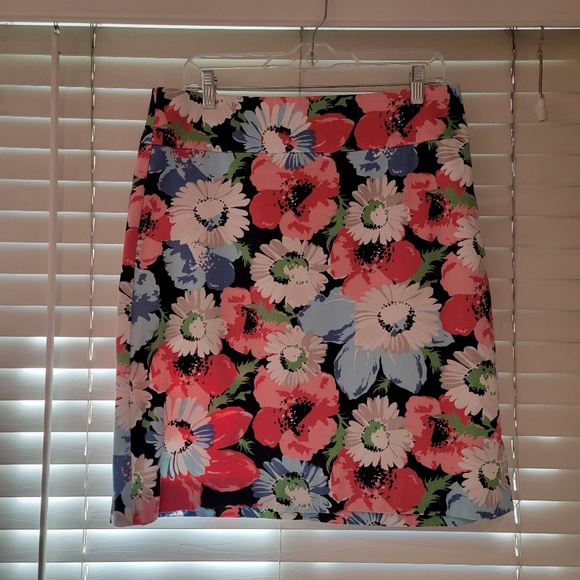 Talbots Pencil Skirt Size 10P Pink Blue White Floral Print Colorful Knee Petite - Picture 1 of 5